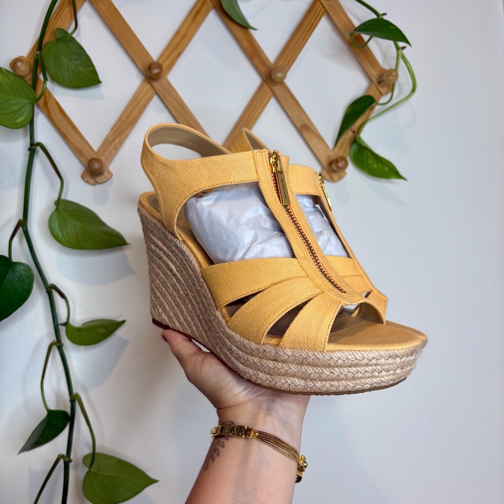 MICHAEL MICHAEL KORS Berkeley Canvas Wedges In Cantaloupe